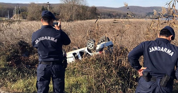 Otomobil Takla Atarak Sazlığa Uçtu: 1 Yaralı