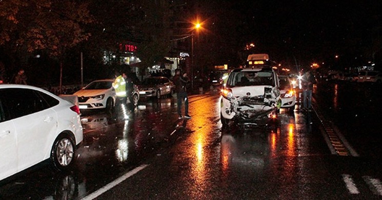 Sağanak Kazaya Yol Açtı